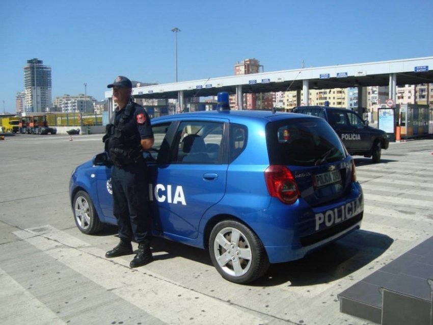 Durrës, deportohet nga Italia 33-vjeçari i dënuar me burg