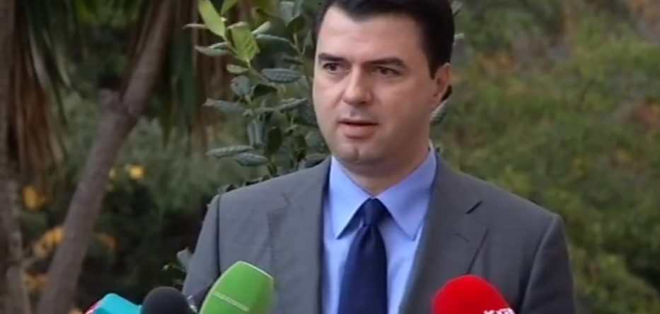 Basha publikon emrin: Dekonspiroi aksionin e arrestimit të ish-zyrtarëve të policisë për të mbrojtur…