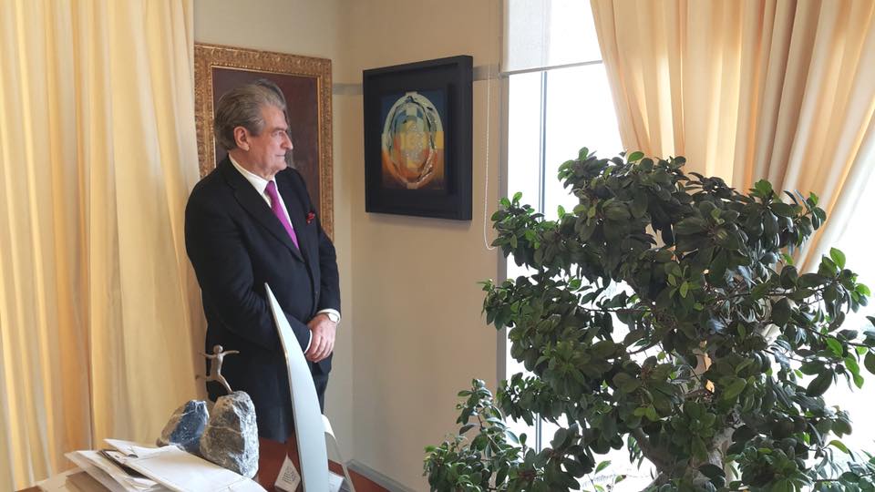 Berisha: Ish-drejtori që pritet të arrestohet është tezaku i Tahirit