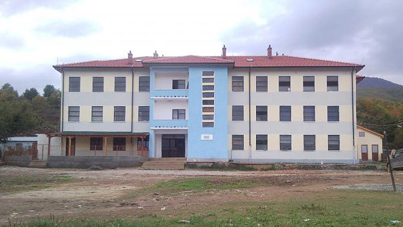 Rrjedhje gazi në shkollën 9-vjeçare, asfiksohen 10 nxënës