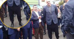 Rama tregon: Si më ka lindur dëshira për të veshur shallvare!