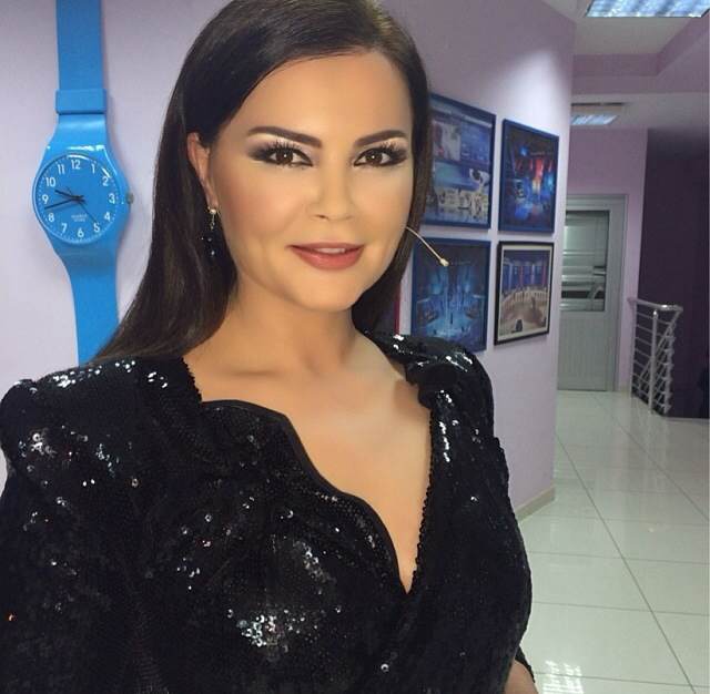 Telefonata nga SHBA që alarmoi Byronë Politike në ’89: Do martohem me Eli Farën