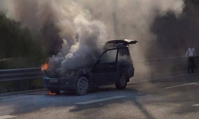 Digjet natën fuoristrada në pronësi të 20-vjeçarit
