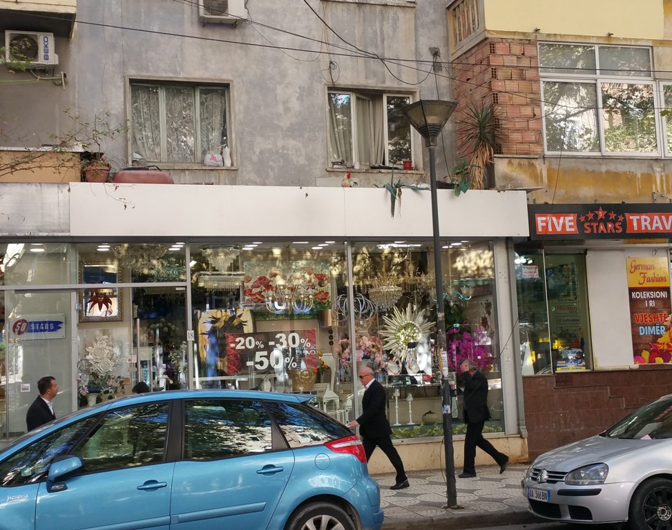 FOTOLAJM: Fshati dhe qyteti bashkë në Tiranë