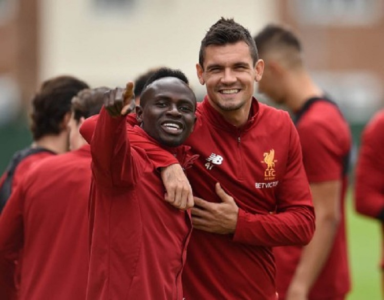 Grabiten shtëpitë e Manes dhe Lovrenit gjatë sfidës me Mariborin në Champions