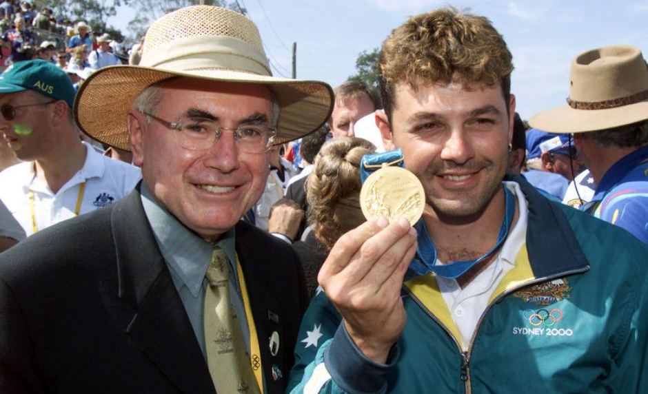 I zhytur në borxhe, kampioni olimpik nxjerr në ankand medaljet e arta