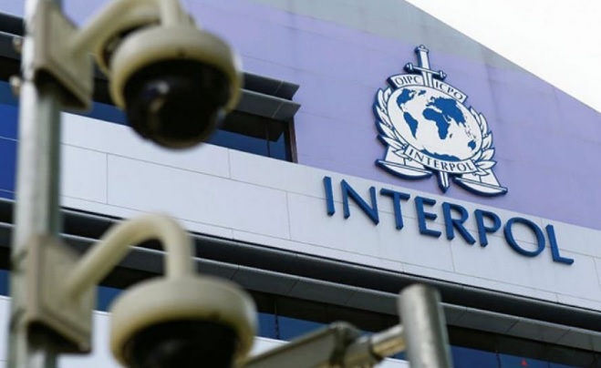 Interpol nxjerr emrat/ Shqipëria me numrin më të madh të personave në kërkim