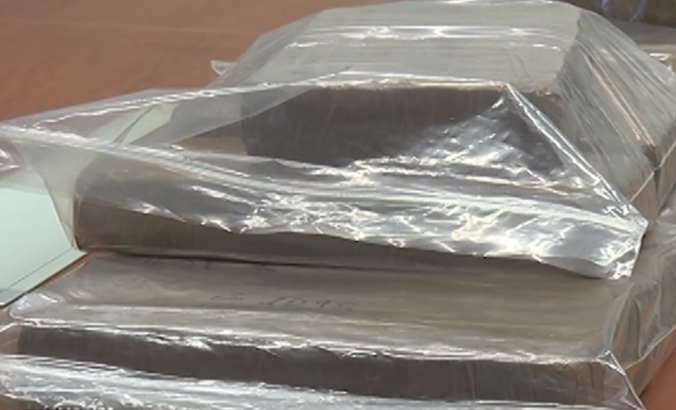 1 milion euro kokainë, arrestohen tre shqiptarë dhe një grek në Itali