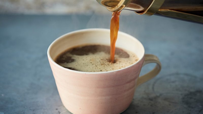 Sa kafe në ditë duhet të pini për të ulur rrezikun e kancerit në mëlçi