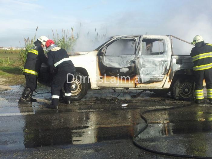 Shpërthimi i makinës në Durrës, policia: Zjarri ra kur ishte në lëvizje