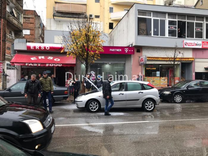 Policia e Durrësit reagon për shpërthimin e makinës pranë Drejtorisë