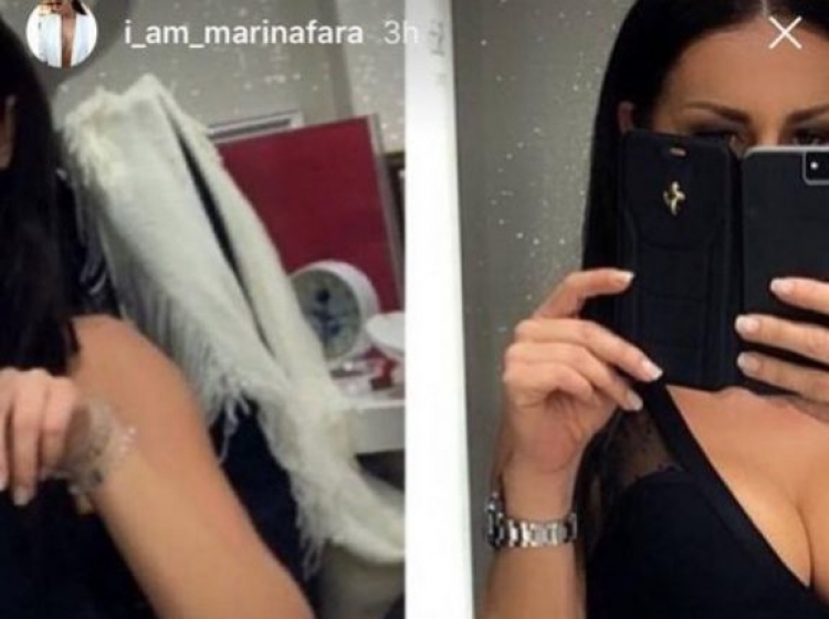 FOTO/ Marina Fara ecën në rrugë me fustanin që i ekspozon pjesët intime