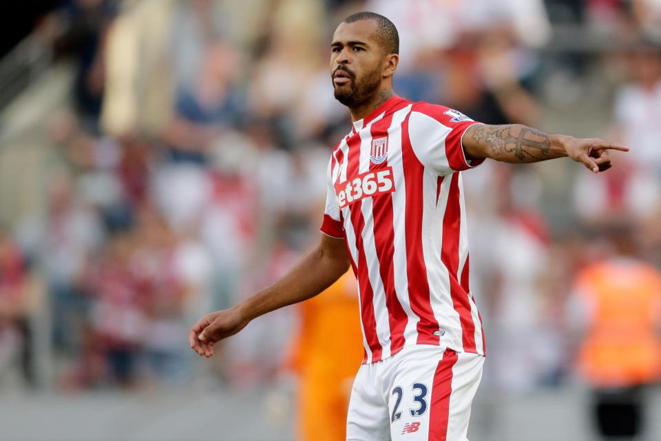 Ndahet nga jeta ish-lojtari i Stoke City, Dionatan Texeira