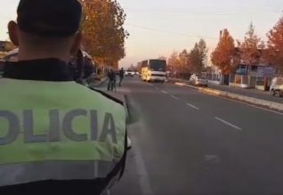 Policia Rrugore pezullon 62 patenta për tejkalim shpejtësie (VIDEO)