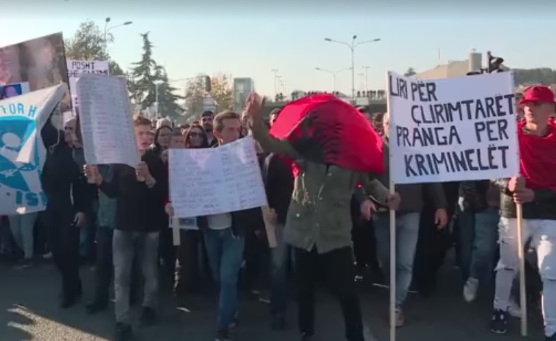 Burg për djemtë e Kumanovës, nisin protestat masive në Shkup