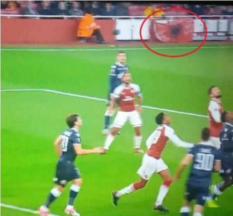 “Provokacja”, serbët tërbohen nga flamuri shqiptar i vendosur në stadium