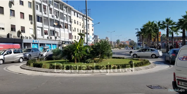 Durrës, vendosja e sinjalistikës rrugore ul ndjeshëm numrin e aksidenteve (VIDEO)
