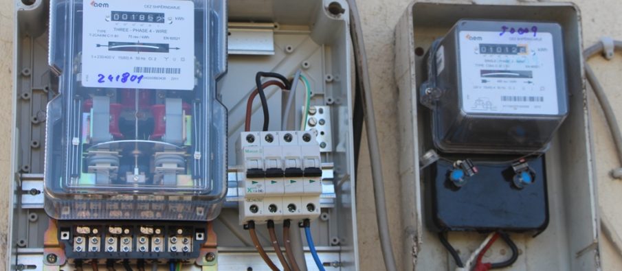 Nis hetimi ndaj biznesmenes në Durrës, i zbulohet në hotel lidhja e paligjshme