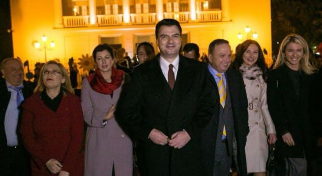 Basha i pranishëm në koncertin në Shkodër për 105-vjetorin e Pavarësisë