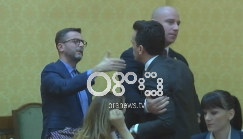Erion Braçe përplaset me deputetin Shehaj në komisionin e Ekonomisë