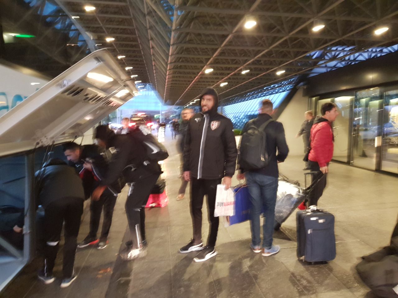 Skënderbeu mbërrin në Beograd, masa të rrepta sigurie!