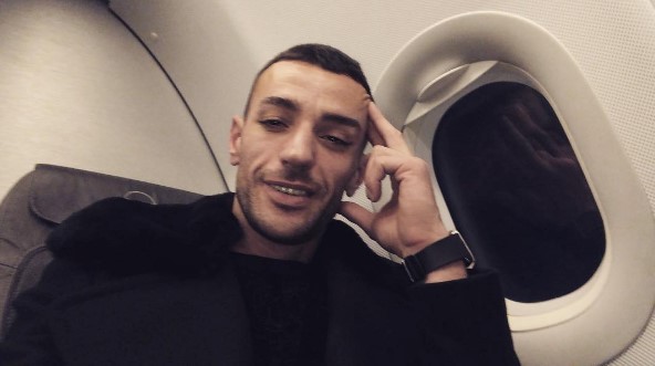 Reperi i njohur ikën nga Shqipëria, publikon mesazhin prekës të personit më të shtrenjtë