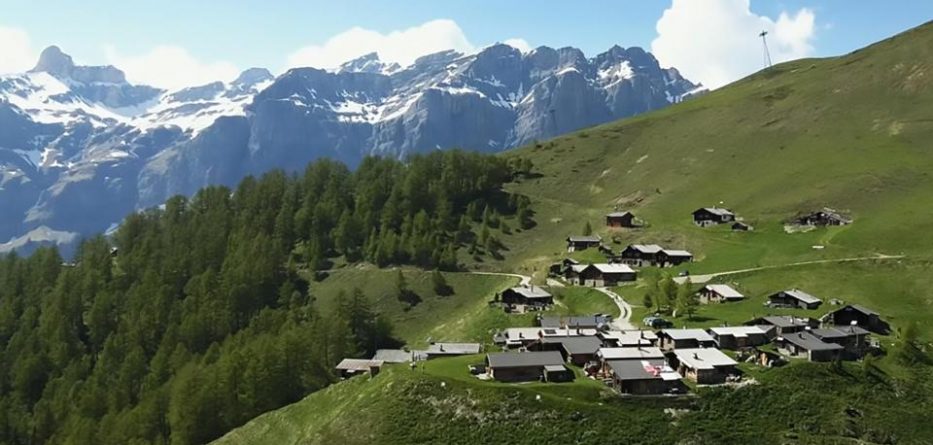 Rrogë 53,000 franga për të jetuar në këtë fshat