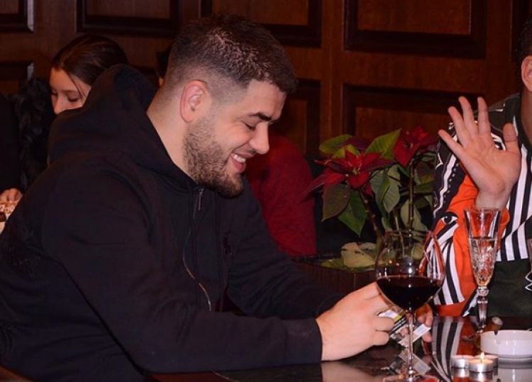 Noizy prezanton biznesin e radhës (FOTO)