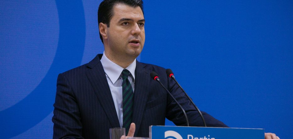 Basha ka një kërkesë për mjekët e dorëhequr të Urgjencës