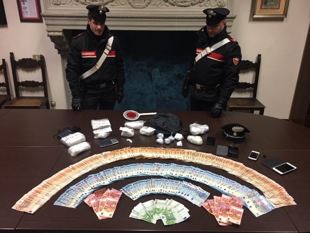 Goditet banda e trafikantëve shqiptarë, 5 të arrestuar