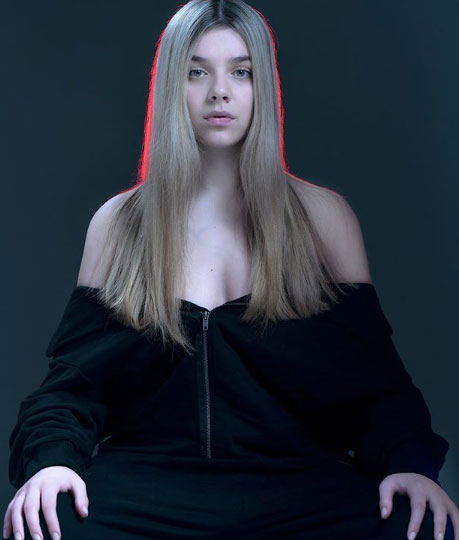 Këngëtarja e njohur shqiptare në natën finale të “The Voice of Romania’’