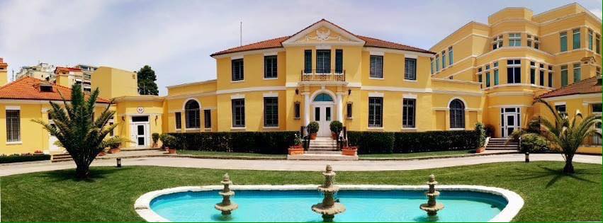 Reagimi i fortë i ambasadës amerikane: Dënojmë dhunën dhe tymueset në Kuvend