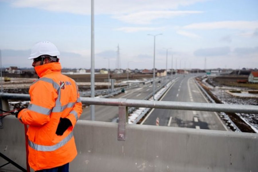 Vitin e ardhshëm nis ndërtimi i autostradës Nish-Prishtinë-Durrës