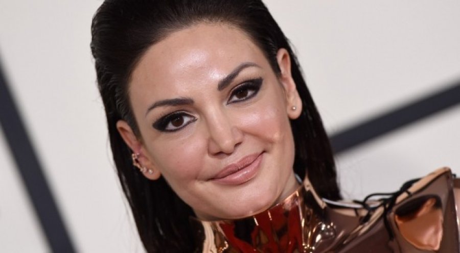 Shihni me kë VIP u takua Bleona (FOTO)