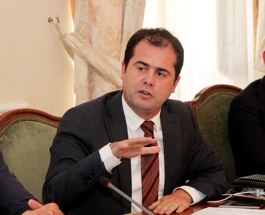 Oerd Bylykbashi: Na dilka që Vettingu qenka rrjetë për peshq të vegjël!