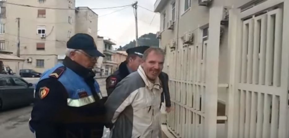 Përdhunon të miturën dhe tenton të trafikojë të motrën, burg për 49-vjeçarin