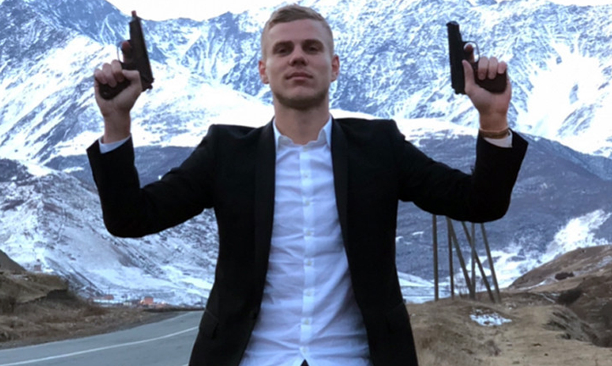 Futbollisti rus, festë “alla shqiptarçe”