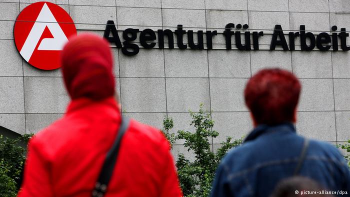 Vende të lira pune në Gjermani, DW: Duhet vizë pune