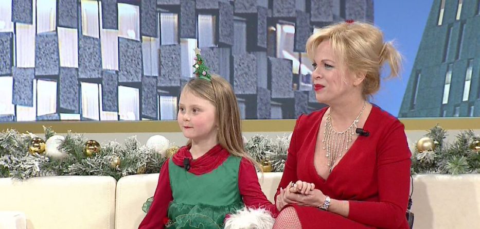 Inva Mula prezanton vajzën, Ninën