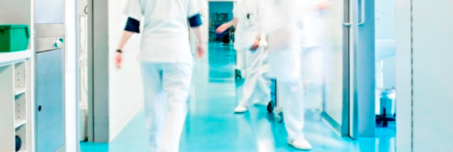 Kirurgët në gjumë, por paguhen si në punë!