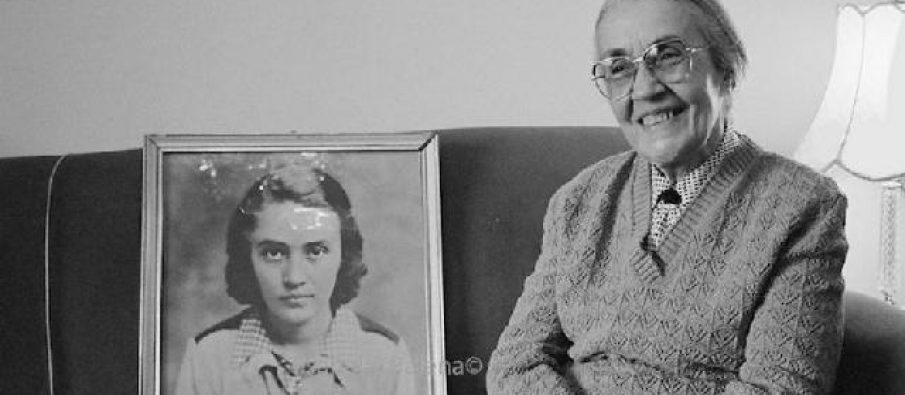 Vdiq Nexhmije Hoxha? Flet nusja e djalit të saj: Thashetheme dashakeqe! Ajo është gjallë