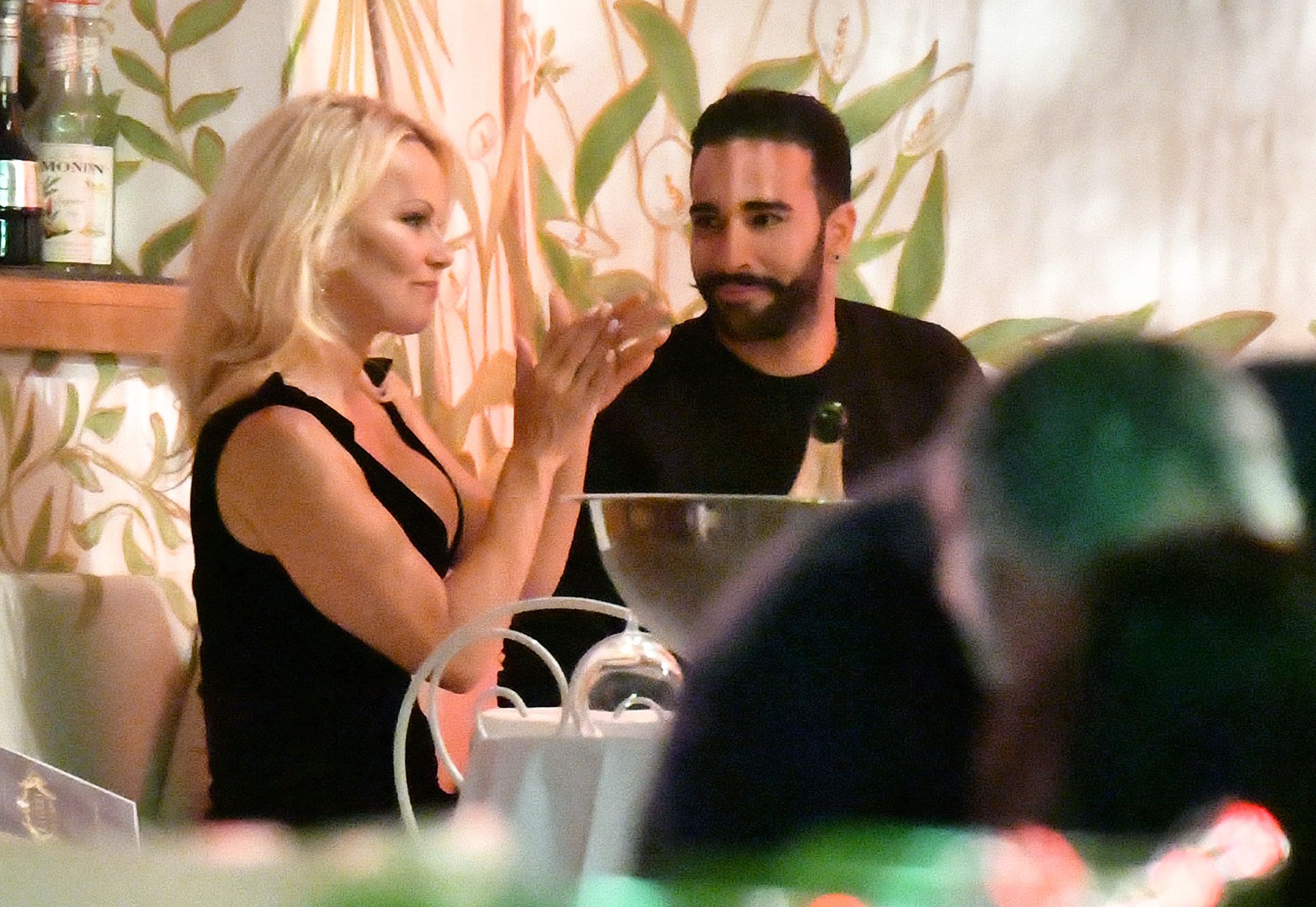 Pamela Anderson nuk i ndahet francezit Adil Rami