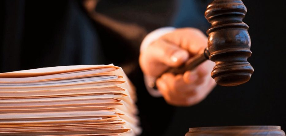 Prokurores i humbasin 3 dosje korrupsioni, dyshohet se ia ka marrë…