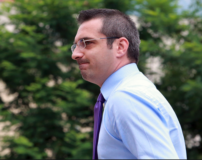 Artan Hoxha: Prokuroria e Katanias ka nisur procedim penal ndaj Tahirit