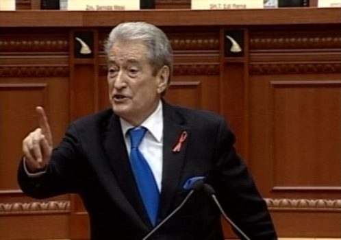 Berisha denoncon aferën 220 mln euro dhe nxjerr emrin e biznesmenit