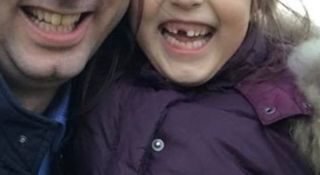 Basha zbulon çfarë i ndodhi vajzës së tij për Krishtlindje (FOTO)