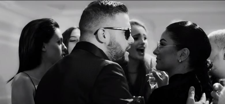 Shkurte Gashi dhe Flor Mumajesi ‘pajtohen’ për hir të shoqërisë