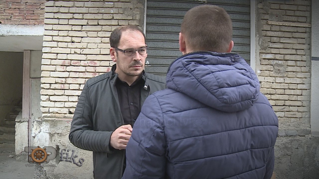 Skandali/ Gjykata i falsifikon vendbanimin 22-vjeçarit, për ta mbajtur në burg