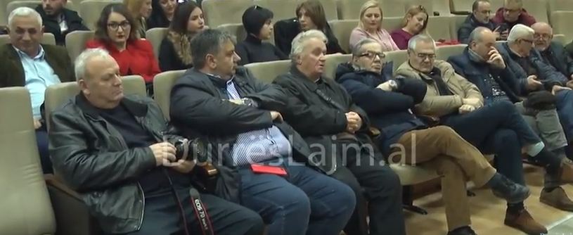 Unioni i Gazetarëve vlerëson me çmime mediat dhe gazetarët e Durrësit (VIDEO)