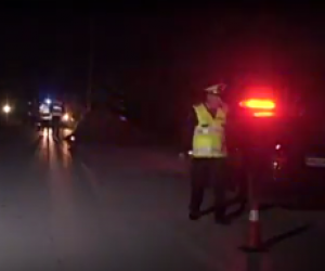 Përplasen dy automjete në autostradën Tiranë-Durrës, rëndohet trafiku